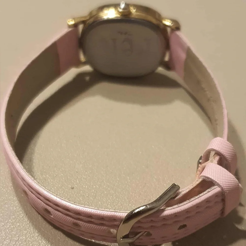 🦋10/$20🦋 Pele Goldtone /Pink Leather Women's Watch